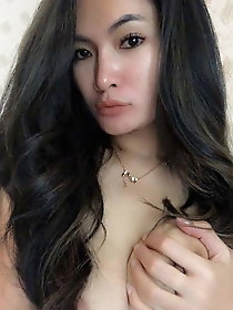 Asian prostitute in sex gallery
